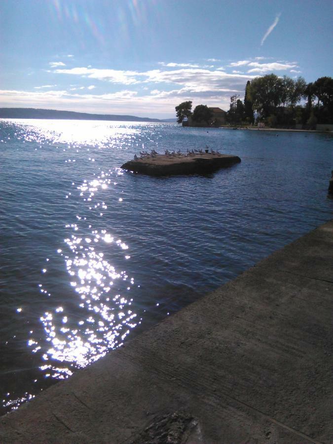 Allegria Kastela Bagian luar foto